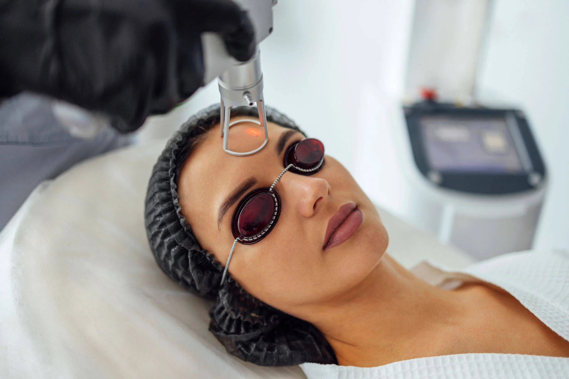 Laser treatment illustration